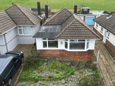 Detached house to rent in Thornhill Rise, Portslade BN41