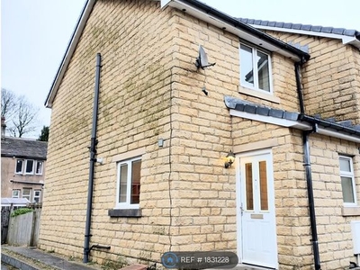 End terrace house to rent in Blackwood Mews, Bacup OL13