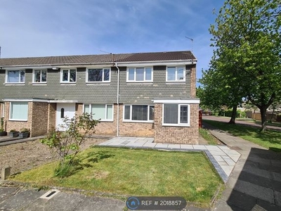 End terrace house to rent in Cowdray Court, Newcastle Upon Tyne NE3