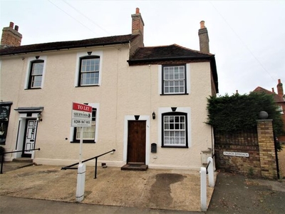 End terrace house to rent in High Street, Stanwell, Staines TW19