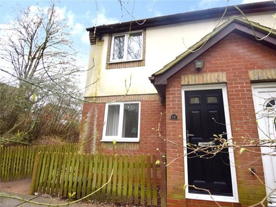 End terrace house to rent in Saffron Meadow, Calne, Wiltshire SN11