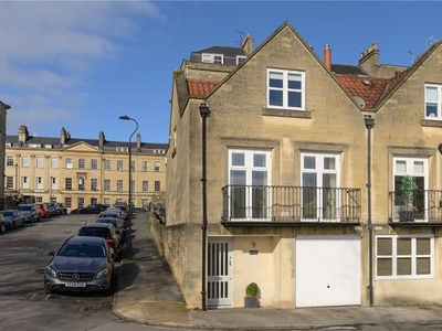 End terrace house to rent in William Street, Bath, Somerset BA2