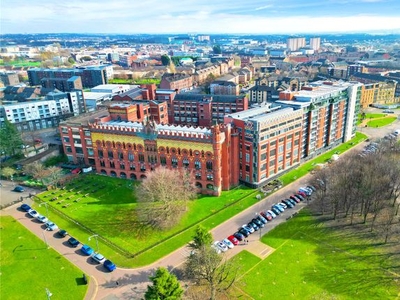 Flat for sale in Templeton Court, Glasgow G40