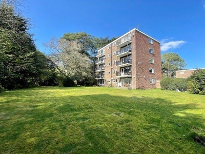 Flat to rent in Ancrum Lodge, Poole BH13
