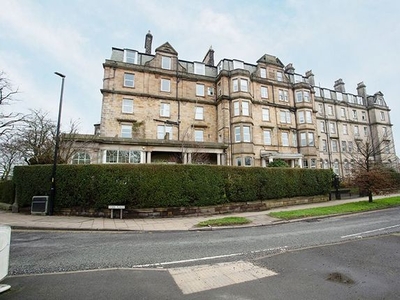 Flat to rent in Apartment, York Place, Harrogate HG1