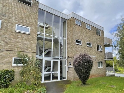 Flat to rent in Cabot House, Thornbury, South Gloucestershire BS35