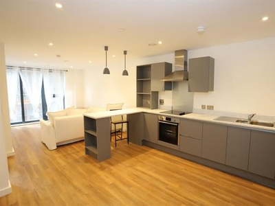 Flat to rent in Cornell Street, Manchester M4
