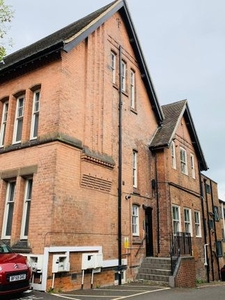 Flat to rent in Flat 18, Ednam Court, Ednam Road, Dudley DY1