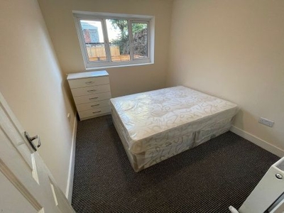 Flat to rent in Glanville Road, OX4