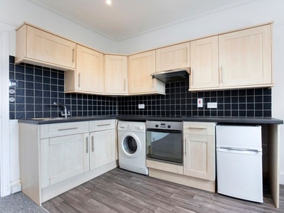 Flat to rent in London Road, Charlton Kings, Cheltenham GL52