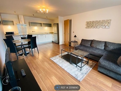 Flat to rent in Opal House, Milton Keynes MK9
