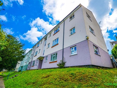 Flat to rent in Packington Street, Stoke, Plymouth PL2