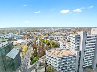 Flat to rent in Pinnacle Apartments, Saffron Central Square, Croydon, Wellesley Road CR0