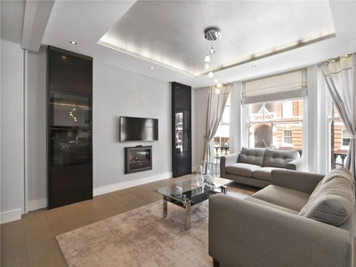 Flat to rent in Portman Mansions, Chiltern Street, Marylebone, London W1U