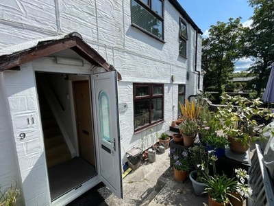 Flat to rent in Riverside Court, Quay Street, Lostwithiel, Cornwall PL22