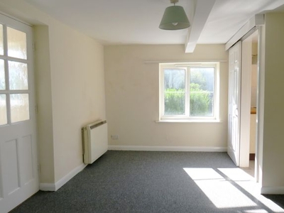 Flat to rent in South View Terrace, Willand, Cullompton EX15