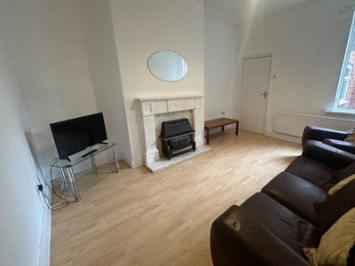 Flat to rent in St. Vincent Street, South Shields, Tyne And Wear NE33
