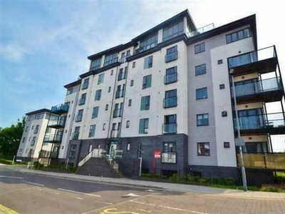 Flat to rent in The Compass, Southampton SO14