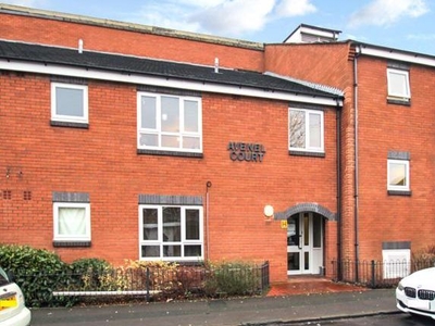 Flat to rent in Thomas Street, Swindon SN2