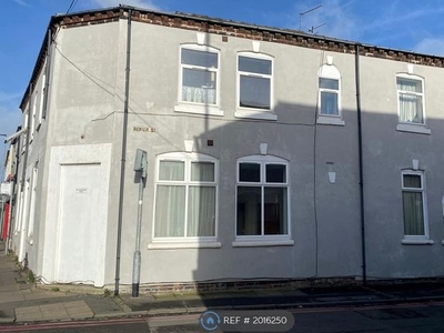 Flat to rent in Waterloo Road, Stoke-On-Trent ST6
