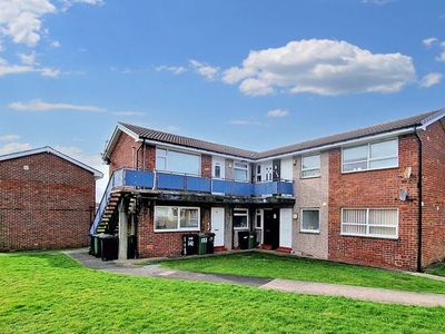 Flat to rent in Woodhorn Drive, Choppington NE62