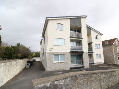 Flat to rent in Woodside Court 6-8, Weston-Super-Mare BS23