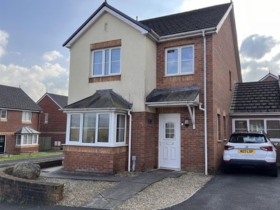 Link-detached house for sale in Parc Fferws, Ammanford SA18