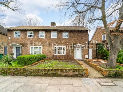 Semi-detached house to rent in Canonbury Park North, Islington, London N1