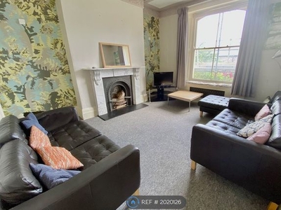 Semi-detached house to rent in Student House - Highbury Villas, Bristol BS2