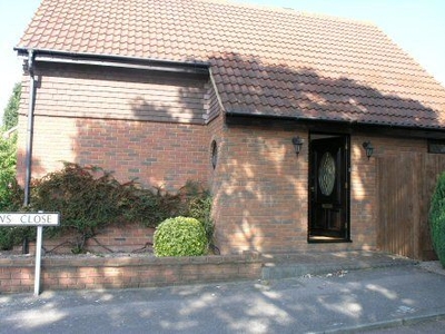 Terraced house to rent in Fellows Close, Wigmore, Gillingham, Kent ME8