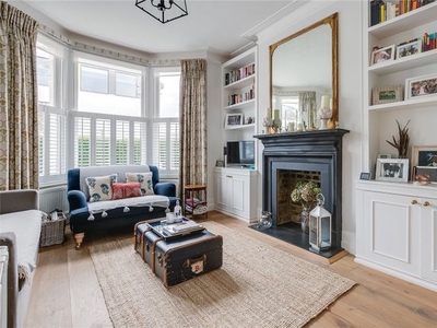 Terraced house to rent in Hearnville Road, London SW12
