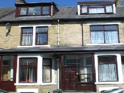 Terraced house to rent in Wensleydale Road, Bradford BD3