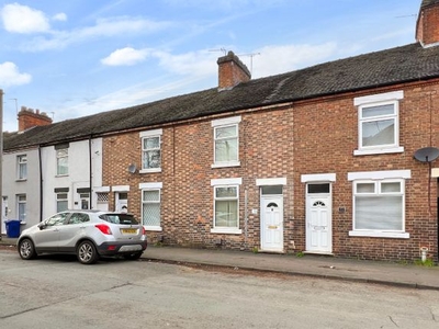 Terraced house to rent in Wyggeston Street, Burton-On-Trent, Staffordshire DE13