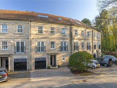 Town house for sale in Jill Kilner Drive, Burley In Wharfedale, Ilkley LS29