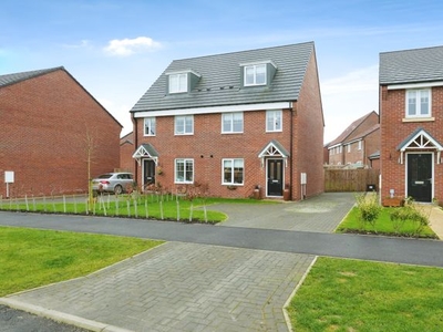 Town house for sale in Sparrow Way, Bedale DL8