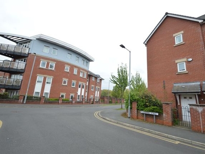 Town house to rent in Pickering Street, Hulme, Manchester M15