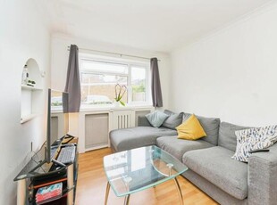 1 Bedroom Ground Floor Flat For Sale In Kingston Upon Thames