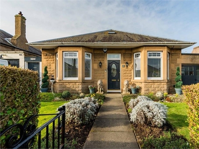 3 bed detached bungalow for sale in Duddingston