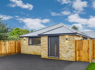 3 Bedroom Detached Bungalow For Sale In Eythorne, Dover