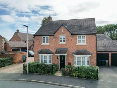 4 Bedroom Detached House For Sale In Meon Vale