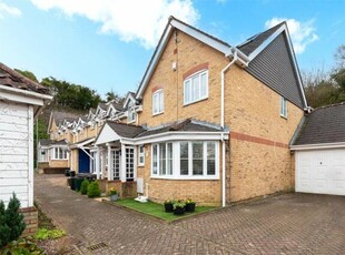 4 Bedroom End Of Terrace House For Sale In Pratts Bottom, Kent