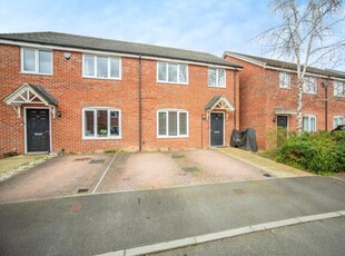 4 Bedroom Semi-detached House For Sale In Rochester, Kent