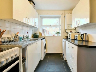 5 Bedroom Semi-Detached House For Sale