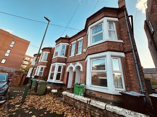 6 Bedroom Terraced House For Rent In Nottingham