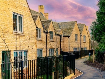 1 Bedroom Apartment For Sale In Stow On The Wold, Gloucestershire