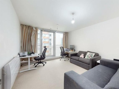 1 Bedroom Flat For Rent In Blackwall Way, London