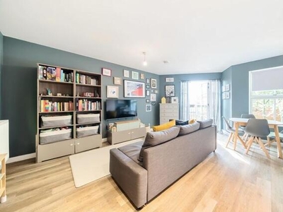 1 Bedroom Flat For Sale In Chiswick, Greater London