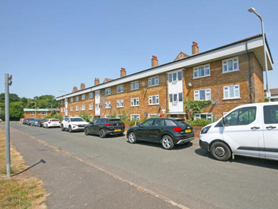 1 Bedroom Flat For Sale In Ilford, Essex