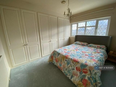 1 Bedroom House Share For Rent In Watford