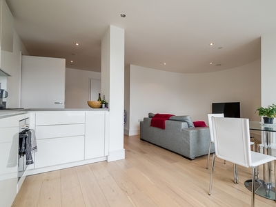 1 bedroom property to let in St. Luke's Avenue London SW4